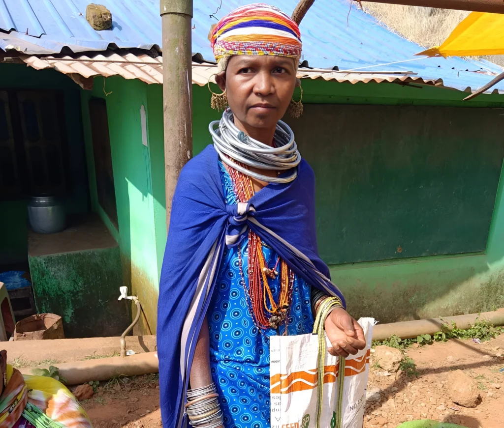 Femme tribale d'Odisha — agence réceptive en Odisha
